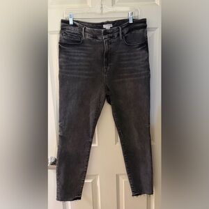 Good American Good Legs High Rise Skinny Jeans in Distressed Black, Size 14/32